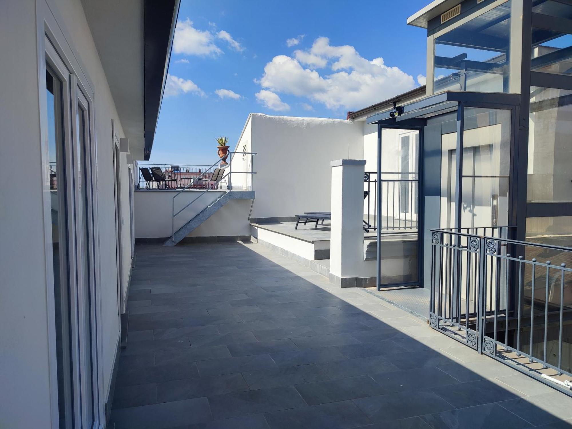 Terrazza Reale - Suite 2 Казерта Экстерьер фото