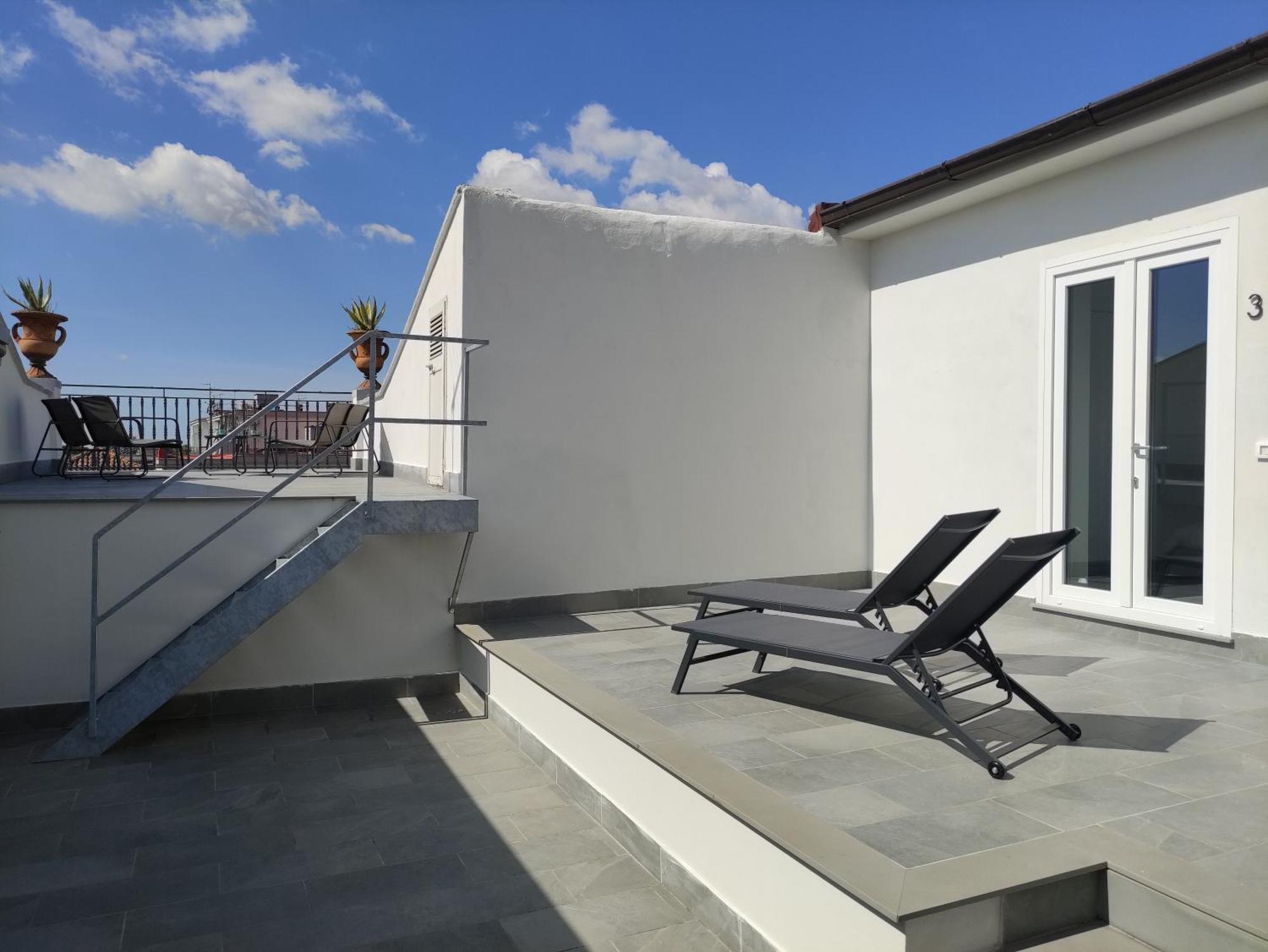 Terrazza Reale - Suite 2 Казерта Экстерьер фото